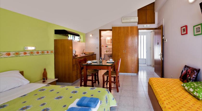 Aeolos Studios Kefalonia photo