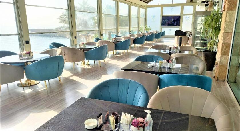 クウェートシティ Movenpick Hotel & Resort Al Bida'a Kuwait 5つ星 ホテル 外観