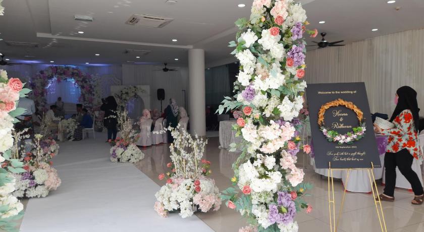 ラウッ HOTEL RAUB AGRO 2つ星 ホテル 眺望