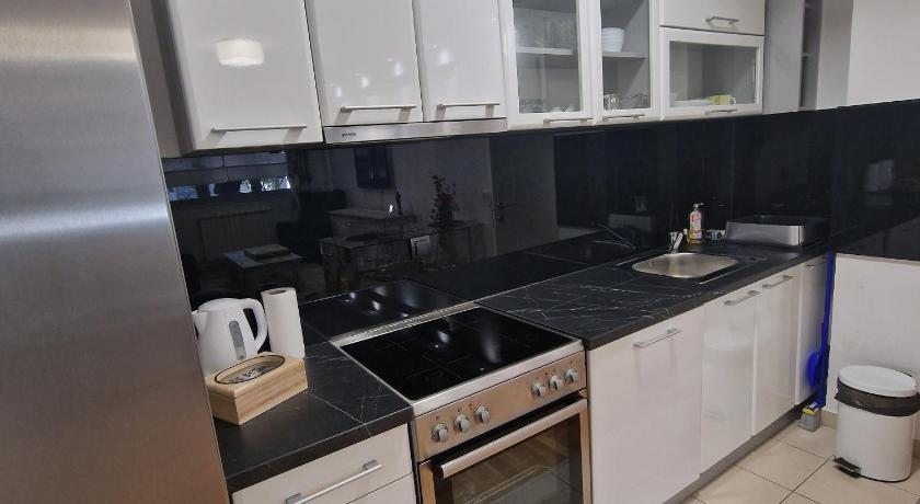 貝爾格勒 M48 apartments 4星级 民宿 泳池