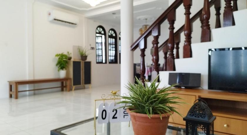 ONE Homestay- Grand Height 7A / 10 paxs + 4 Rooms photo