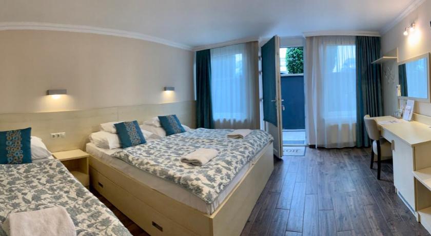 Nimrod Hotel es Etterem photo