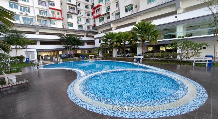 KLIA Ehsan Residences Fully Air-Con Family Suite - image 8