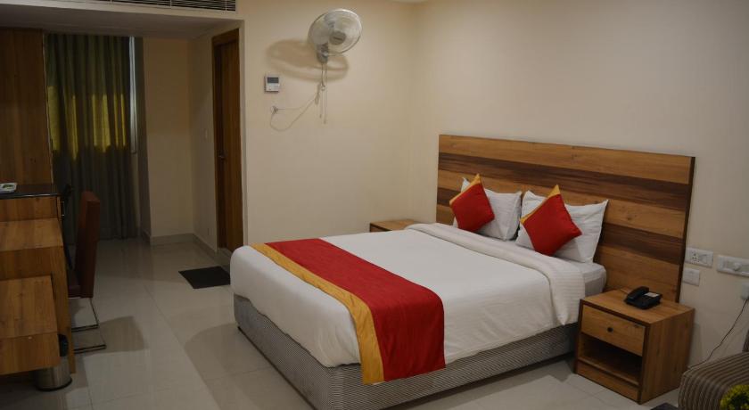 Hotel Ambicas Grand photo