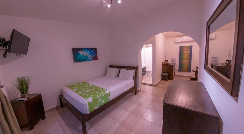 Image of Standard Queen Room 0
