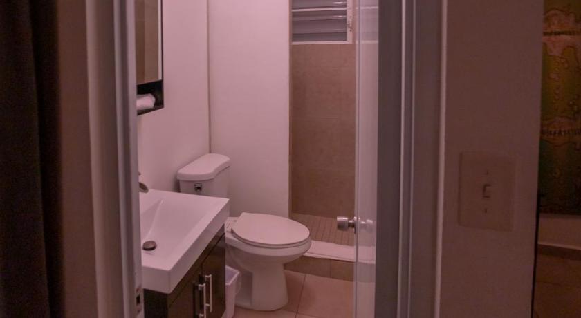 Image of Standard Queen Room 2