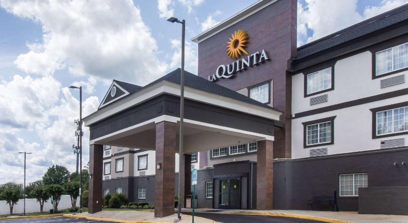 La Quinta Inn by Wyndham Richmond South photo