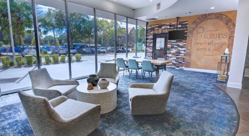 Holiday Inn Gainesville-University Center photo