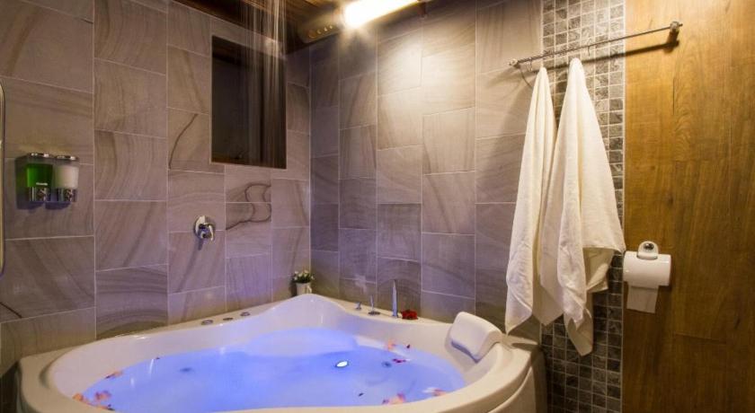 Image of Two-Bedroom Villa Sea View 2
