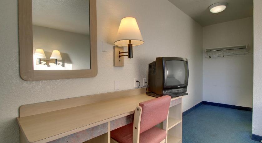 Motel 6-Owensboro, KY