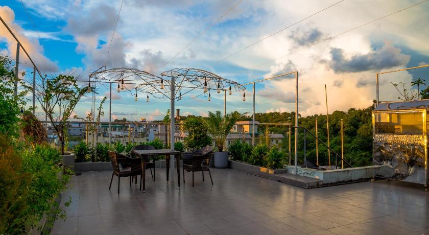 Laguna Beach Hotel & Resort photo
