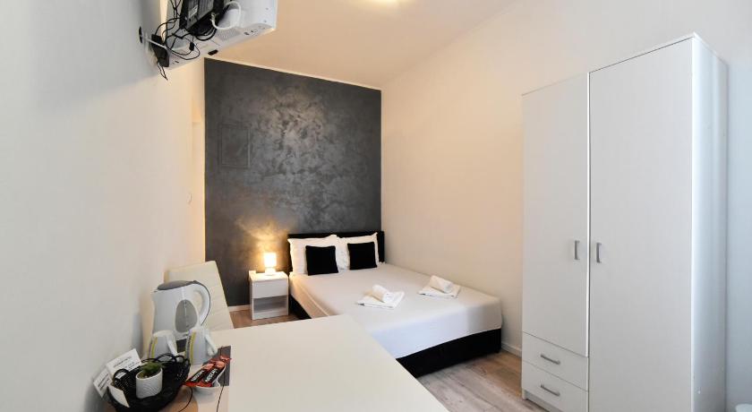Virtus Apartments and Rooms with Free Private Parking photo