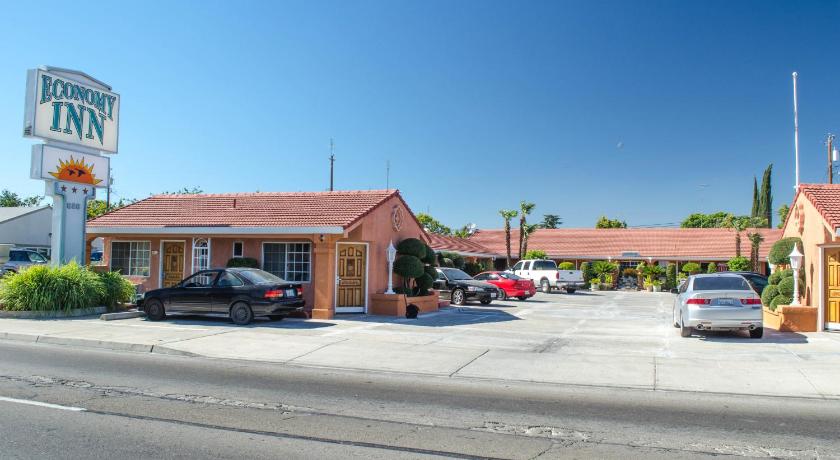 Economy Inn Los Banos photo