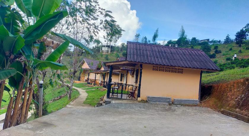 Image of Bungalow with Mountain View 12