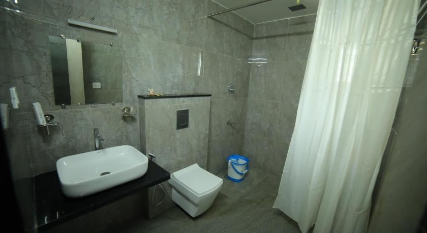 HOTEL BLUE MOON photo