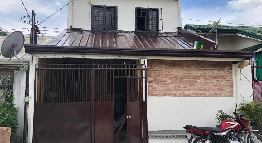 Balili Property at Metro Manila Hills Subd Rodriguez Rizal — Hotel in Manila