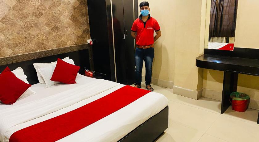 OYO Flagship 14008 Hotel The Avenue photo