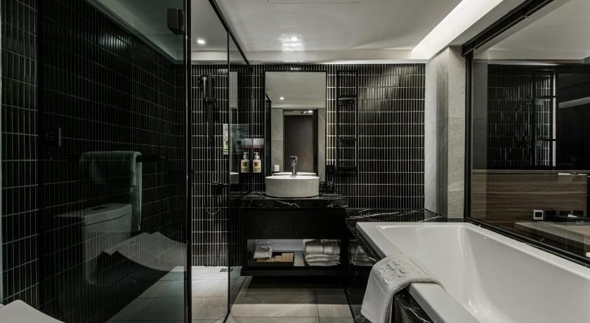 Image of Superior Queen Room 7