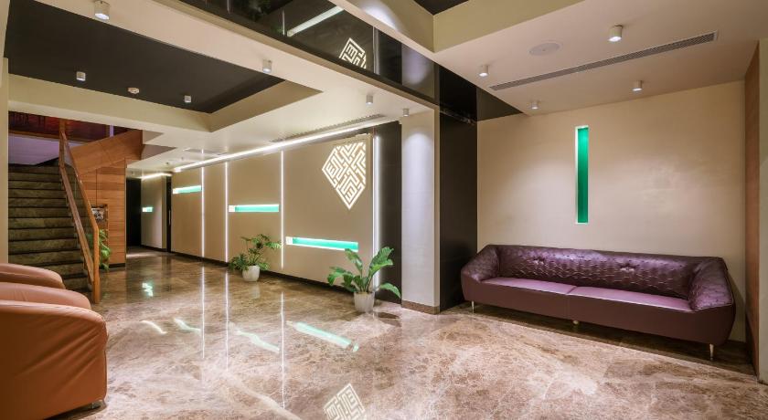 Townbridge Hotels & Suites – Ernakulam, NE