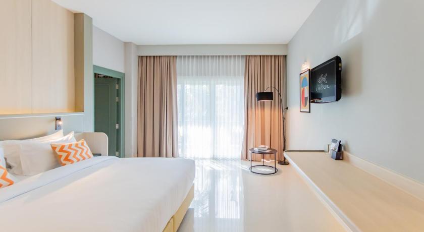 Image of 2 Bedroom Family Suite 4