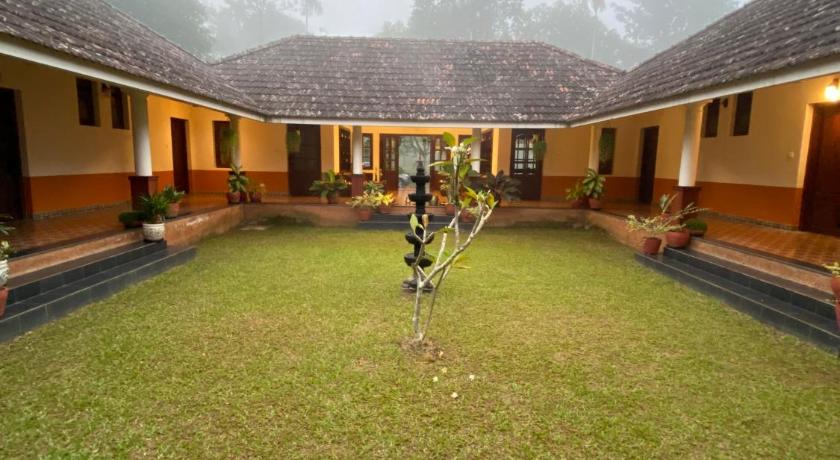 3 Hills Hostel — Hotel in Wayanad