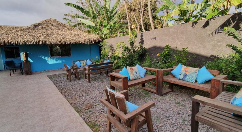 Chez Hiva (Town & Beach) Hostal - SERNATUR: 34383 photo
