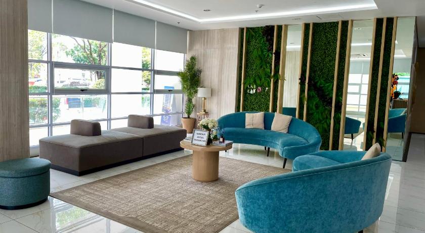 The Loop Condotel photo