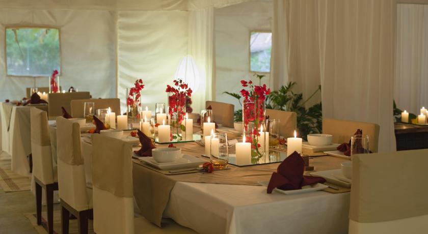 Image of Double Room with Pool View 5