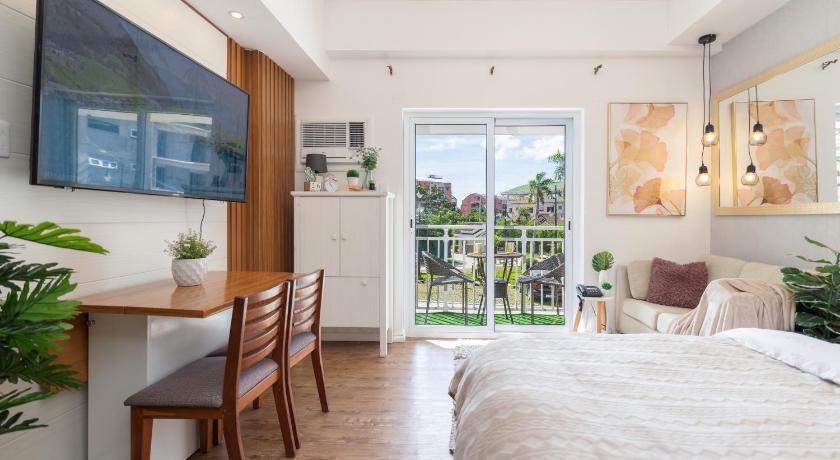 AMANI 133, 3 Minutes to Airport, 100 Mbps WIFI, Free Netflix photo