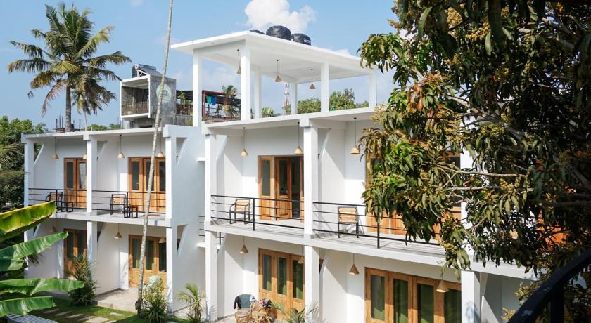 Ocean Tribe Sri Lanka - Surf & Yoga Retreat photo