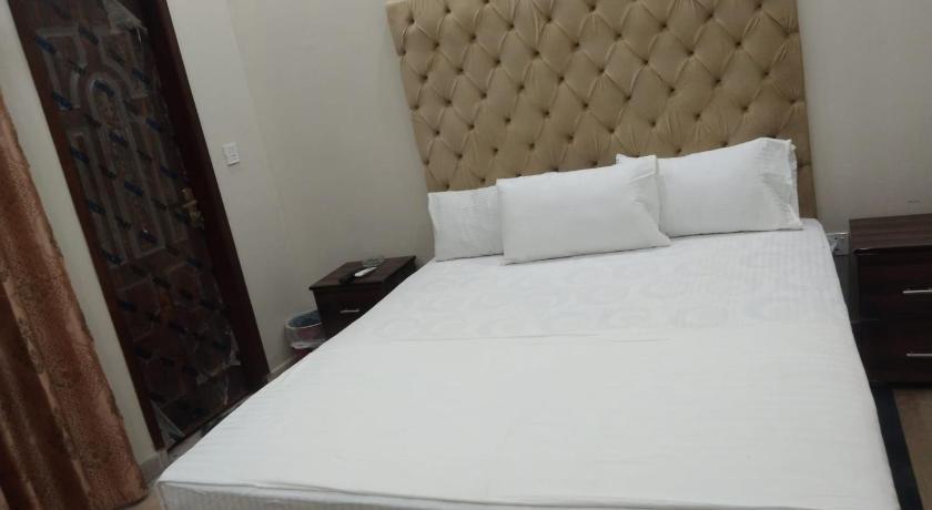 Dove Inn Hotel, johar Town, nearest Shoukat Khanum Hospital photo