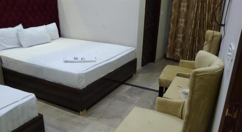 Dove Inn Hotel, johar Town, nearest Shoukat Khanum Hospital photo
