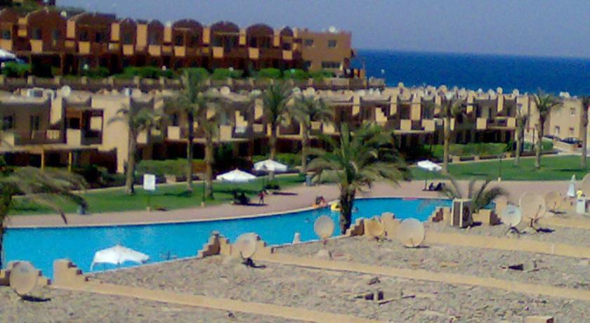 Chalet Stella Seaview Resort-Family Only photo