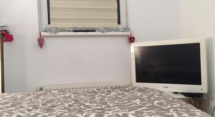 Image of Apartment 10
