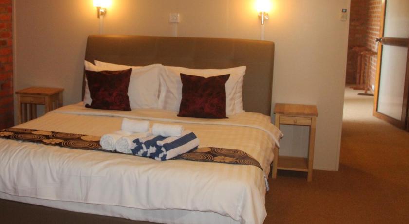 Image of Standard Suite 10
