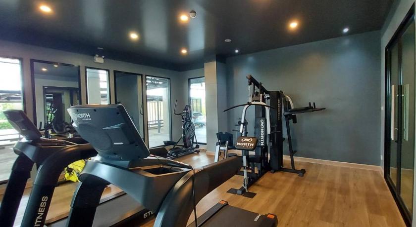 촌부리 Premier Luxe Hotel โรงแรมพรีเมียร์ลักซ์ 4성급 게스트하우스 객실