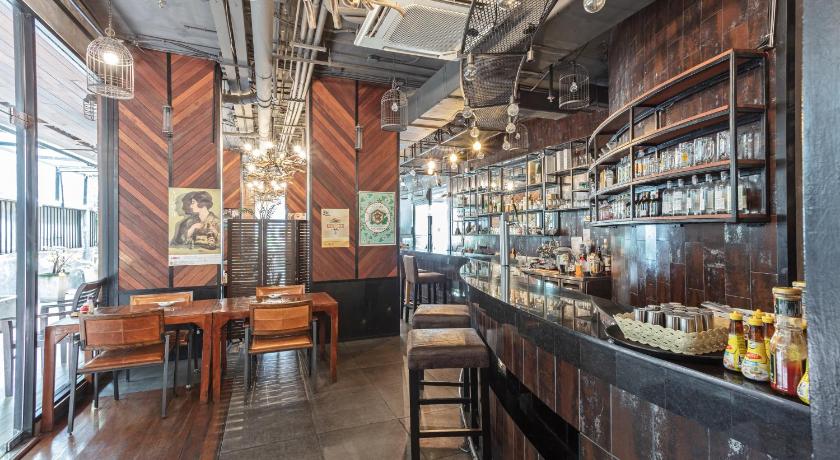 バンコク Adelphi Forty-Nine Hotel 4つ星 ホテル 施設