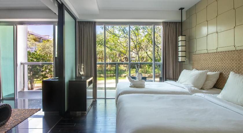 디럭스 스위트 (Deluxe Suite) 이미지 8