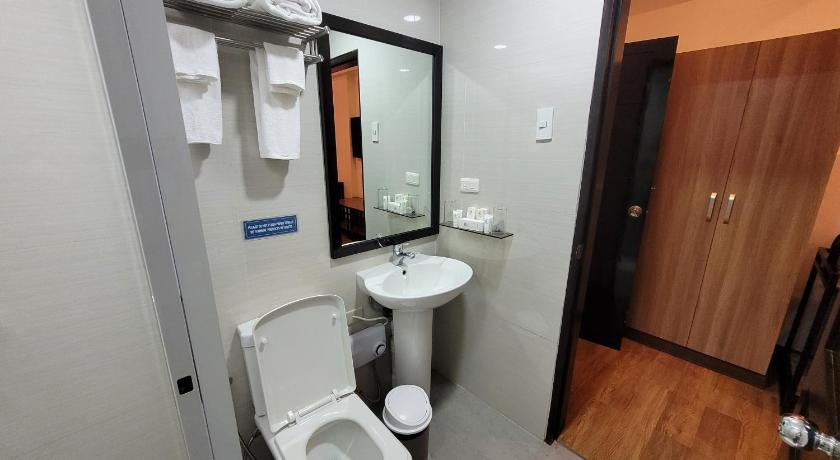 Image of Premium Triple Room 10