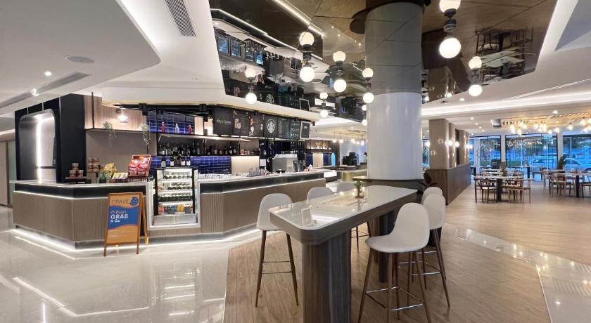 バンコク Centara Life Hotel Bangkok Phra Nakhon 4つ星 ホテル 外観