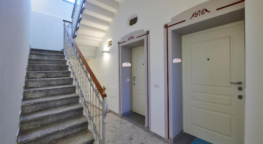 Lecco Lake Apartments Villa Liberty photo