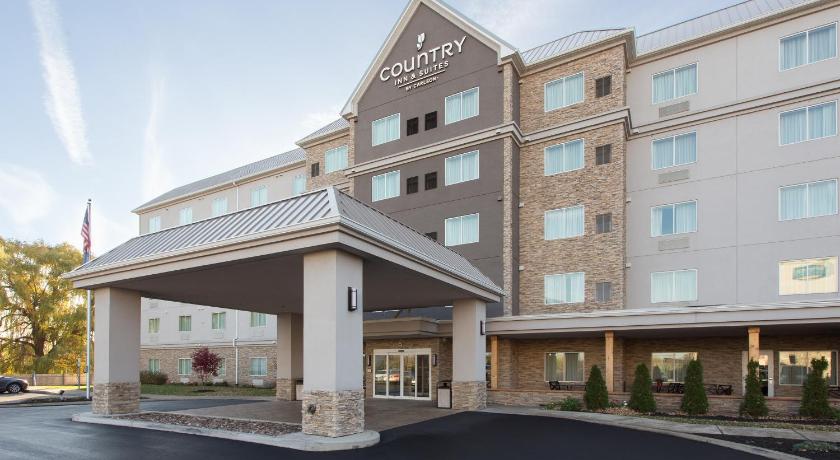 Country Inn & Suites by Radisson, Buffalo South I-90, NY photo
