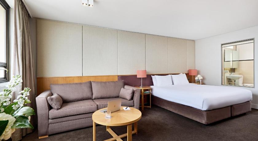 Image of Deluxe Bay View Room 3