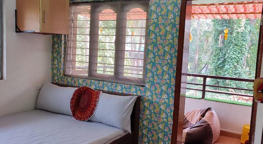True homestay near beach photo