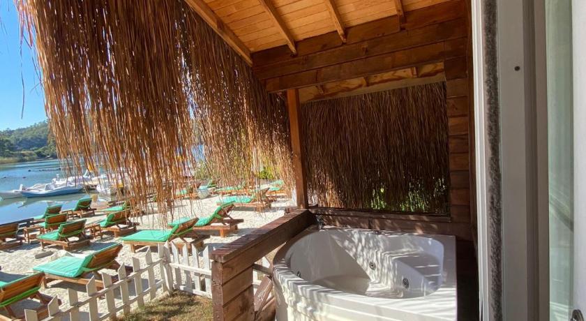 Green Pine Bungalows & Beach Luxury Concept photo