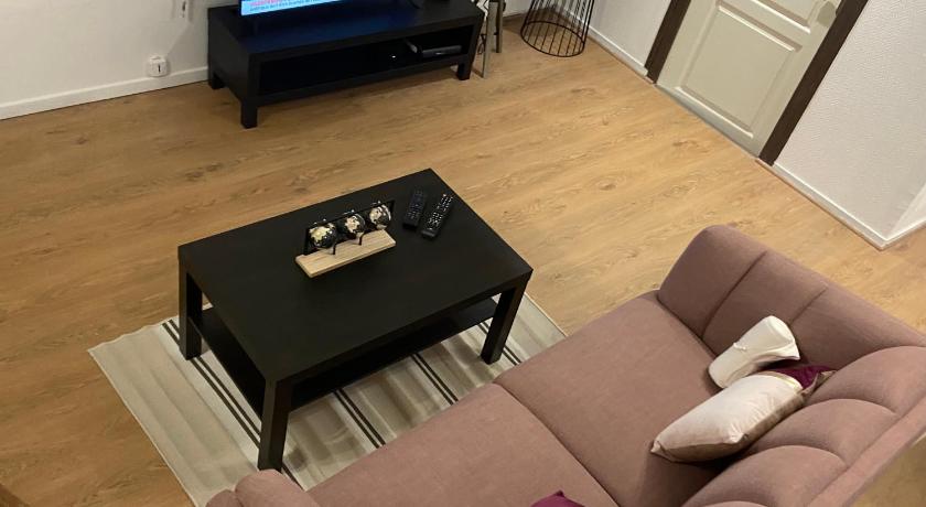 Superbe appartement refait a neuf proche aeroport photo
