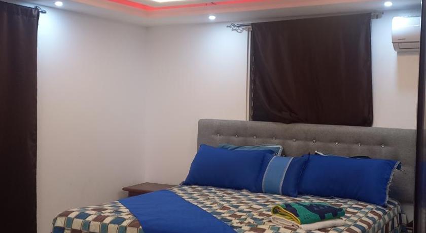 Image of Apartment with Balcony 36