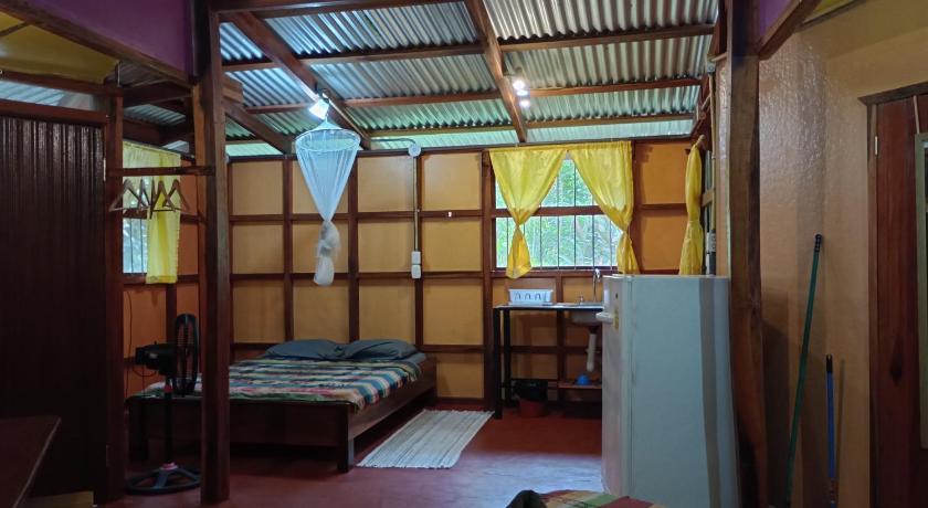Image of Bungalow with Garden View 7