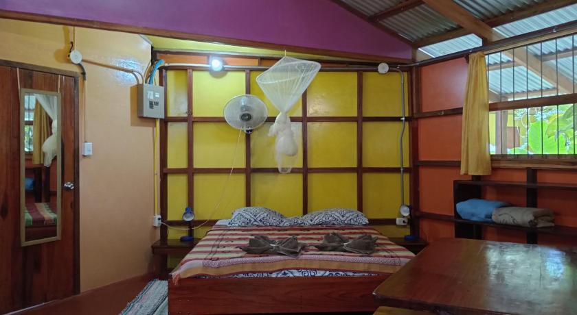 Image of Bungalow with Garden View 0