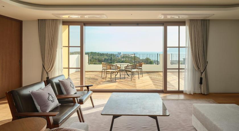 チェジュ Hundert Hills 3つ星 ホテル スイート